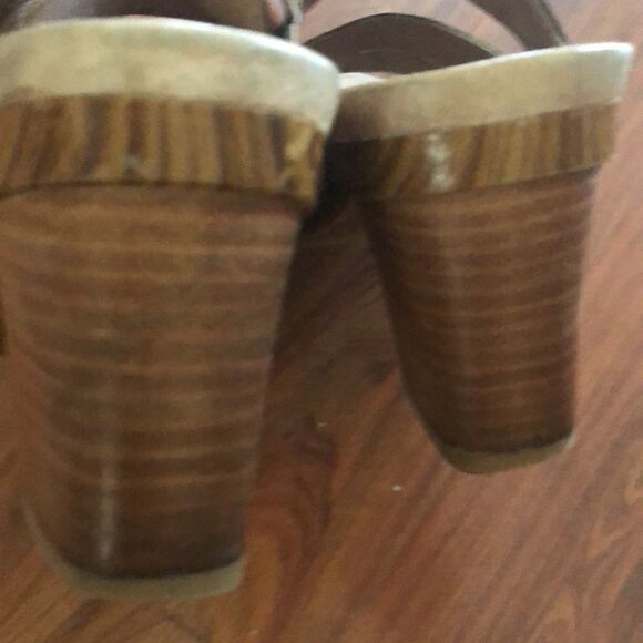 Dansko Brown leather chunky heel sandals. Size 39 - Picture 3 of 10